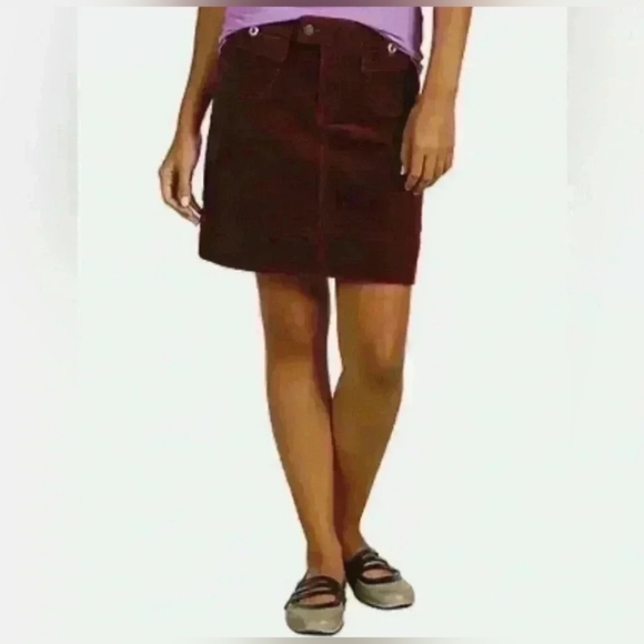 Patagonia Dresses & Skirts - EUC Patagonia Women's Corduroy Mini Skirt Maroon Sz 2 Organic Cotton Y2K 90s